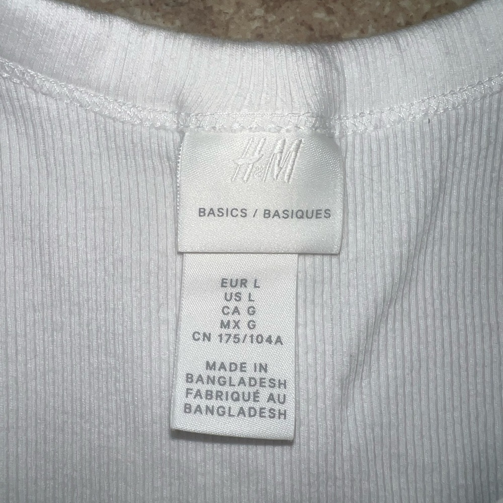 H&M tank - Picture 3 of 3